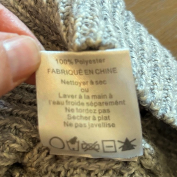 John + Jenn Gray Open Knit Ribbed Pullover Sweater, Small - Picture 8 of 8
